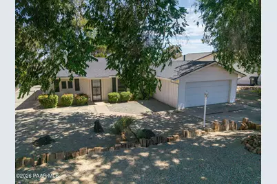 10833 E Oxbow Drive, Dewey-Humboldt, AZ 86327 - Photo 2