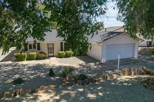 10833 E Oxbow Dr, Dewey-Humboldt, AZ 86327 - Photo 2
