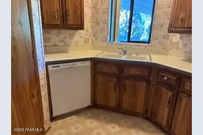 1215 Lago Vista, Prescott, AZ 86301 - Photo 10