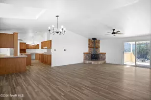 26100 W Moon Mountain Trl, Seligman, AZ 86337 - Photo 6