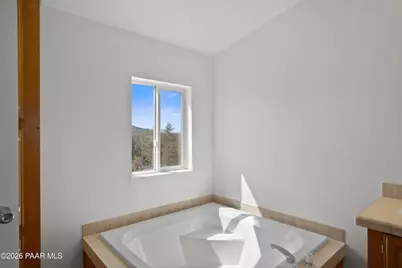 26100 W Moon Mountain Trail, Seligman, AZ 86337 - Photo 16