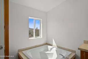 26100 W Moon Mountain Trl, Seligman, AZ 86337 - Photo 16