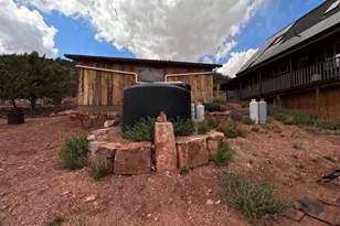 33867 W Whiskey River Rd, Seligman, AZ 86337 - Photo 36