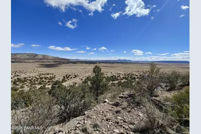 54870 Paint Brush Lane, Seligman, AZ 86337 - Photo 6