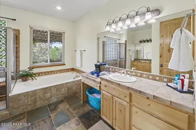 2990 La Questa, Prescott, AZ 86305 - Photo 18