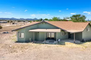 780 W Willow Wind Tr, Paulden, AZ 86334 - Photo 2