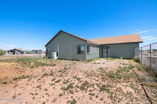 780 W Willow Wind Tr, Paulden, AZ 86334 - Photo 12