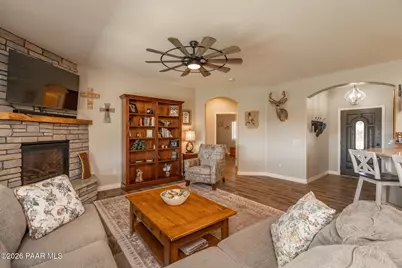 14660 E Cielo Vista Lane, Dewey-Humboldt, AZ 86327 - Photo 4