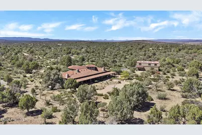 11055 W Sweetwater Trail, Skull Valley, AZ 86338 - Photo 54