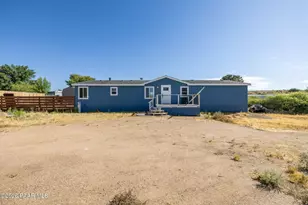 20574 E Park View Ln, Mayer, AZ 86333 - Photo 2