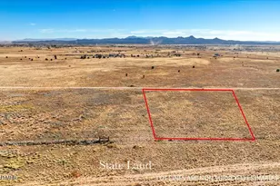 3294 W Limestone Dr, Paulden, AZ 86334 - Photo 1