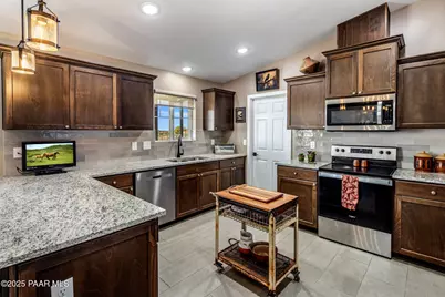 11836 N Coyote Run Road, Prescott Valley, AZ 86315 - Photo 10