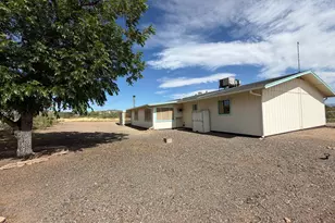 20239 E Zaragoza Dr, Cordes Lakes, AZ 86333 - Photo 26