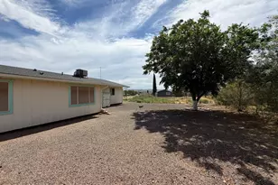 20239 E Zaragoza Dr, Cordes Lakes, AZ 86333 - Photo 34