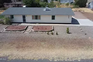 20239 E Zaragoza Dr, Cordes Lakes, AZ 86333 - Photo 4