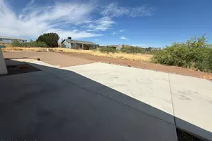 20239 E Zaragoza Dr, Cordes Lakes, AZ 86333 - Photo 28