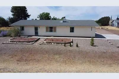 20239 E Zaragoza Drive, Cordes Lakes, AZ 86333 - Photo 1