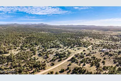 8475 W Meadowlark Road, Prescott, AZ 86305 - Photo 12