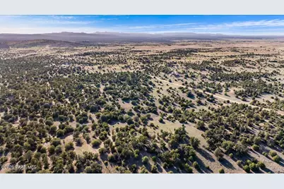 8475 W Meadowlark Road, Prescott, AZ 86305 - Photo 14