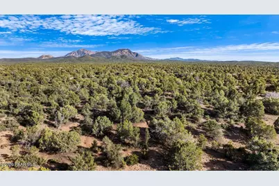 8475 W Meadowlark Road, Prescott, AZ 86305 - Photo 4