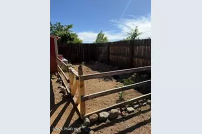 7800 E Larkspur Lane, Prescott Valley, AZ 86314 - Photo 14