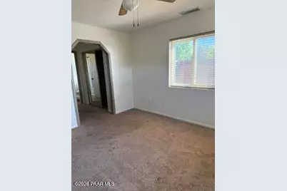 7800 E Larkspur Lane, Prescott Valley, AZ 86314 - Photo 10