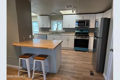 8201 E Canyon Lane, Prescott Valley, AZ 86314 - Photo 2