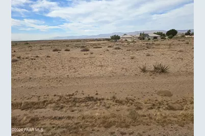 7975 Chaparral Drive, Kingman, AZ 86401 - Photo 4