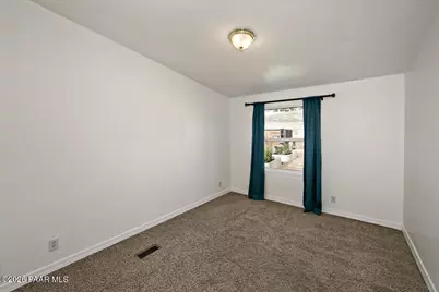 2960 Kings Highway W, Prescott Valley, AZ 86314 - Photo 14