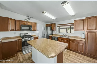 2960 Kings Highway W, Prescott Valley, AZ 86314 - Photo 6