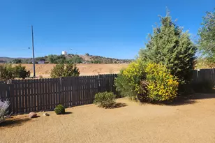 25425 N Cedar Dr, Paulden, AZ 86334 - Photo 2