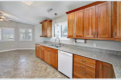 7184 E Pioneer Lane, Prescott Valley, AZ 86314 - Photo 6
