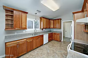 7184 E Pioneer Ln, Prescott Valley, AZ 86314 - Photo 4