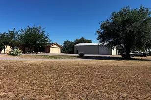 1614 W Road 4-1/2 N, Chino Valley, AZ 86323 - Photo 2