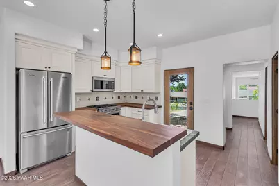 821 Prescott Heights Drive, Prescott, AZ 86301 - Photo 12