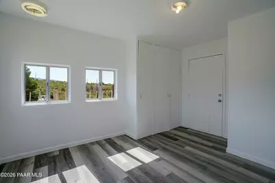 9330 S Donald Trail, Kirkland, AZ 86332 - Photo 12