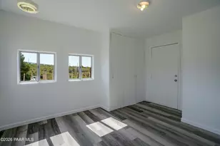 9330 S Donald Trail, Kirkland, AZ 86332 - Photo 12