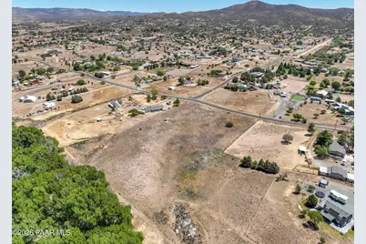 2394 S Sierra Drive, Dewey-Humboldt, AZ 86327 - Photo 10