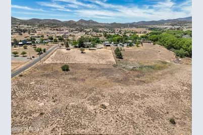 2394 S Sierra Drive, Dewey-Humboldt, AZ 86327 - Photo 16