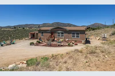 9355 E Wolf Road, Dewey-Humboldt, AZ 86327 - Photo 2