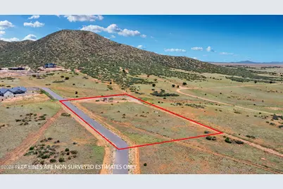 9126 N Velvet Forest Way, Prescott Valley, AZ 86315 - Photo 6