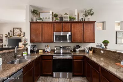 4198 N Pembroke Street, Prescott Valley, AZ 86314 - Photo 2