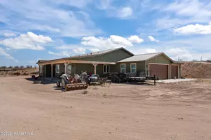 1755 W Grantham Ranch Rd, Wickenburg, AZ 85390 - Photo 34