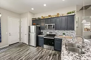 4936 N Pemberley St, Prescott Valley, AZ 86314 - Photo 6