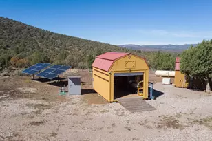 2404 S Knight Creek Rd, Kingman, AZ 86401 - Photo 46