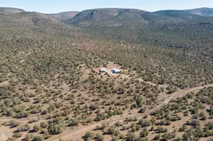 2404 S Knight Creek Rd, Kingman, AZ 86401 - Photo 52