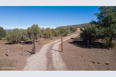 2404 S Knight Creek Road, Kingman, AZ 86401 - Photo 28