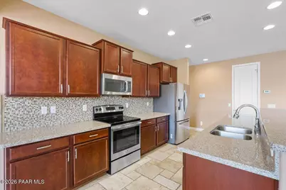 823 N Morales Street, Dewey-Humboldt, AZ 86327 - Photo 8