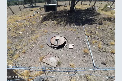 44050 W Fort Rock Road, Seligman, AZ 86337 - Photo 32