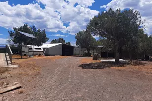 44050 W Fort Rock Rd, Seligman, AZ 86337 - Photo 22